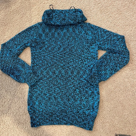 Womens JESSICA bluegreen turtleneck cable knit sweater - Picture 4 of 9